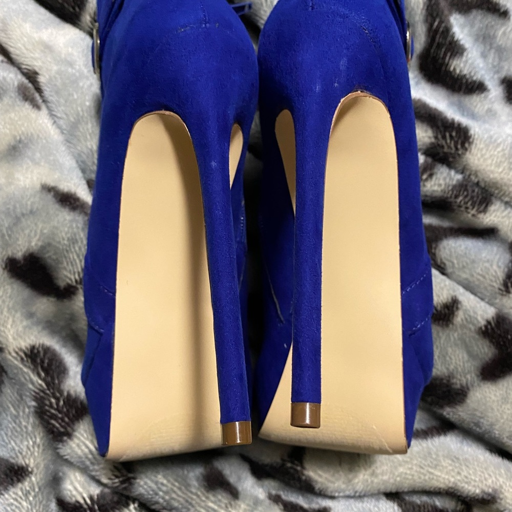 Stiletto booties - Picture 4 of 5